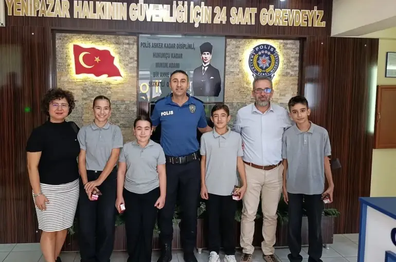Yenipazar’da öğrenciler Emniyet Amirliği’nde ağırlandı
