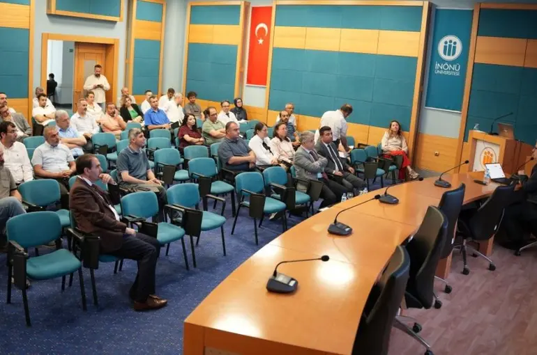 Yönetici liderlik eğitim programında yapay zeka ele alındı
