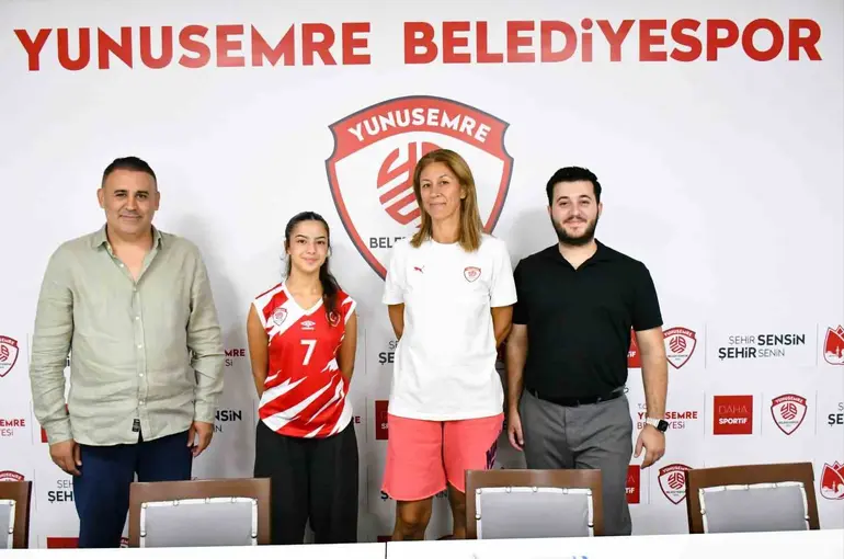 Yunusemre Belediyespor genç libero Eylül Aydemir’i renklerine bağladı
