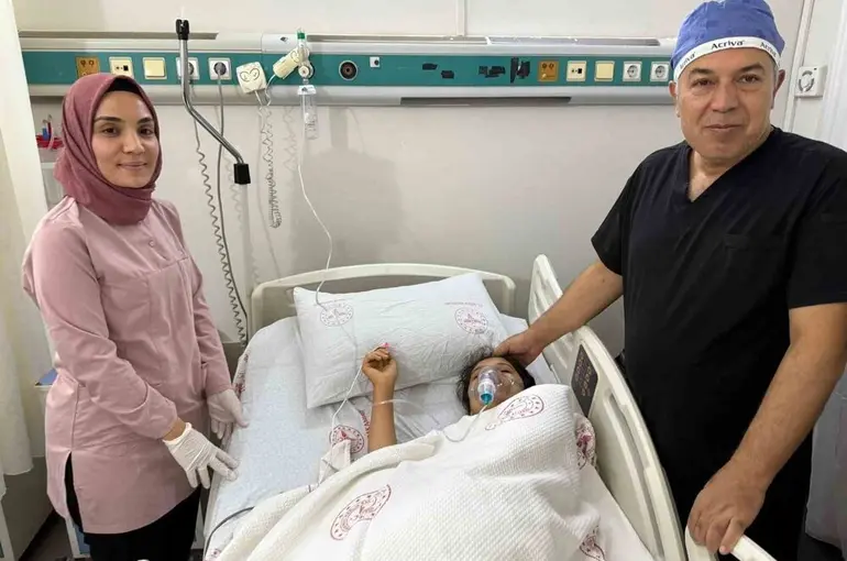 Yuttuğu toplu iğne akciğerine saplandı
