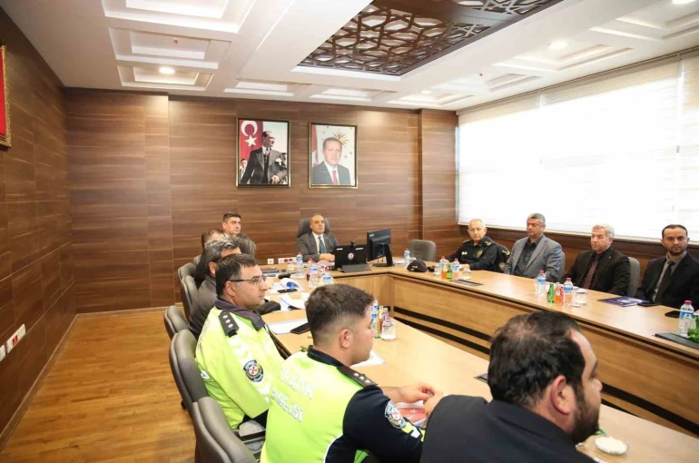 1 Mayıs’ta emniyetin aldığı tedbirler masaya yatırıldı 