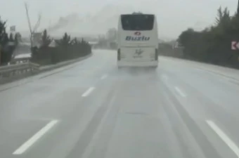 10 kişinin hayatını kaybettiği kazaya karışan firmanın bir başka otobüsü aynı güzergahta hız yaparken görüntülendi 