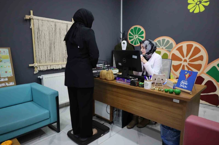 103 kilodan 76’ya düştü: Sadece kilosunu değil, hayatını da değiştirdi 