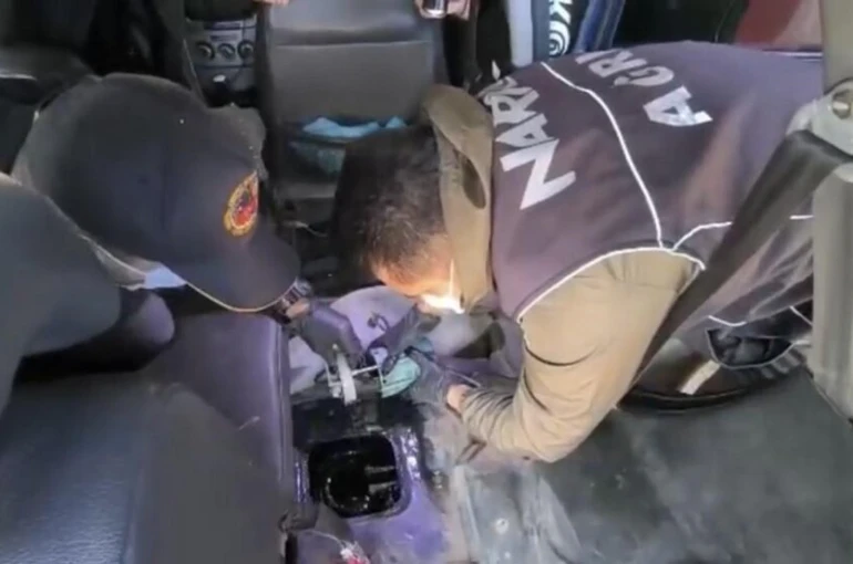 15 kilo uyuşturucu ele geçirildi