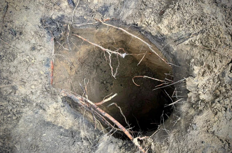 180 kaçak göçmen kazdıkları tünelle kaçtılar