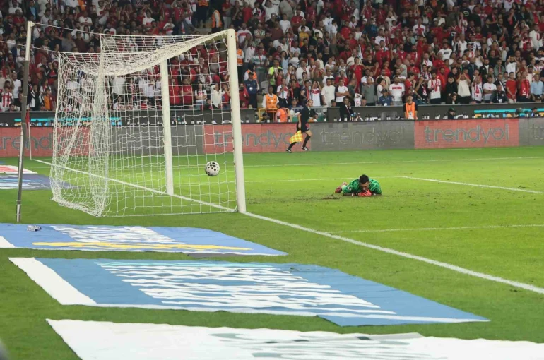 2026 Dünya Kupası Avrupa Elemeleri: Türkiye: 0 - İspanya: 3 (İlk yarı) 