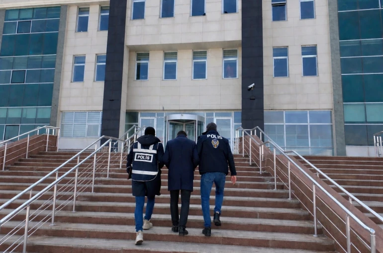 21 yıl hapis cezası bulunan 1 kişi Kars’ta yakalandı 