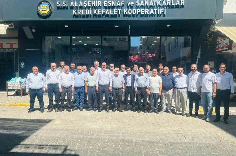 22. Bölge Manisa Esnaf Kefalet Kooperatifleri Birliği toplantısı Alaşehir’de yapıldı 