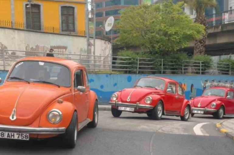 23 Nisan’da vosvoslar çocuklar için sürdü 