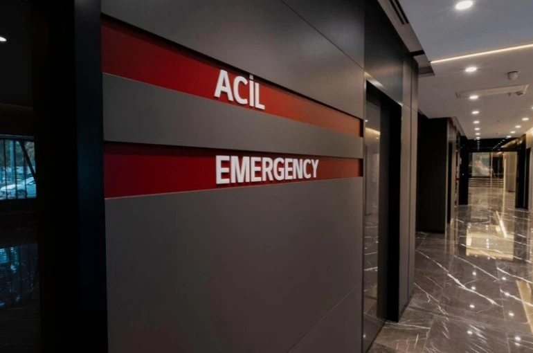 25 kişi zehirlenme şüphesiyle hastanelik oldu