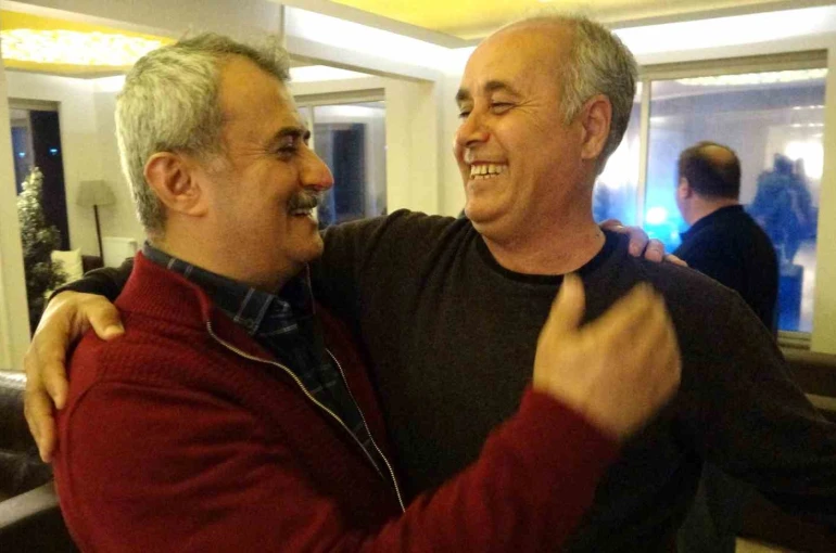 36 yıllık asker arkadaşlığı Kütahya’da yeniden canlandı 