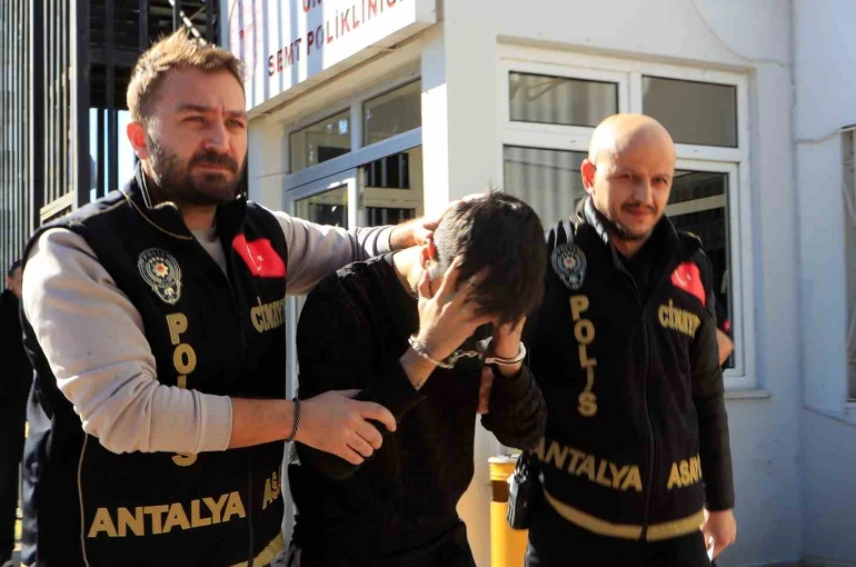 37 haftalık hamile eşini bacaklarından vurmuştu: Sanığın tutukluluğuna devam kararı