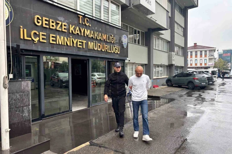 5 yıl 9 ay hapis cezası ile aranan firari yakalandı 