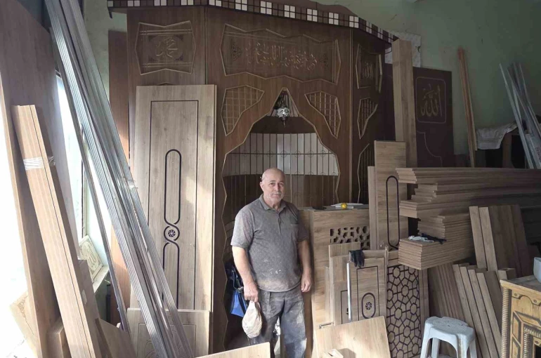 50 yılda 63 camiye mihrap ve minber yaptı