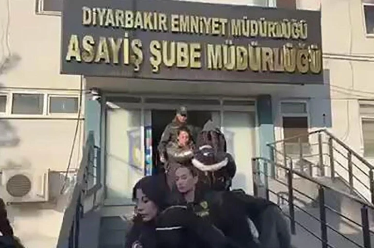 6 ilde fuhuş operasyonu düzenlendi! 25 kişi tutuklandı