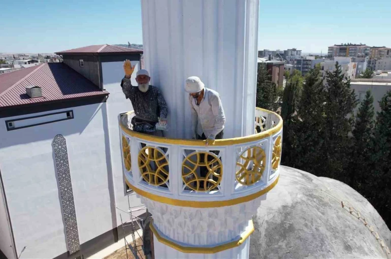 60 yaşındaki minare ustası Hasan Yazıcı, 80 ilde 172 minare yaptı 