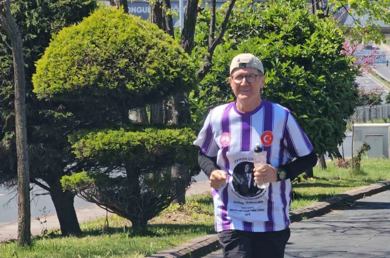 65 yaşındaki diş hekimi Fedai Kürtül, İstanbul’dan Samsun’a koşuyor 