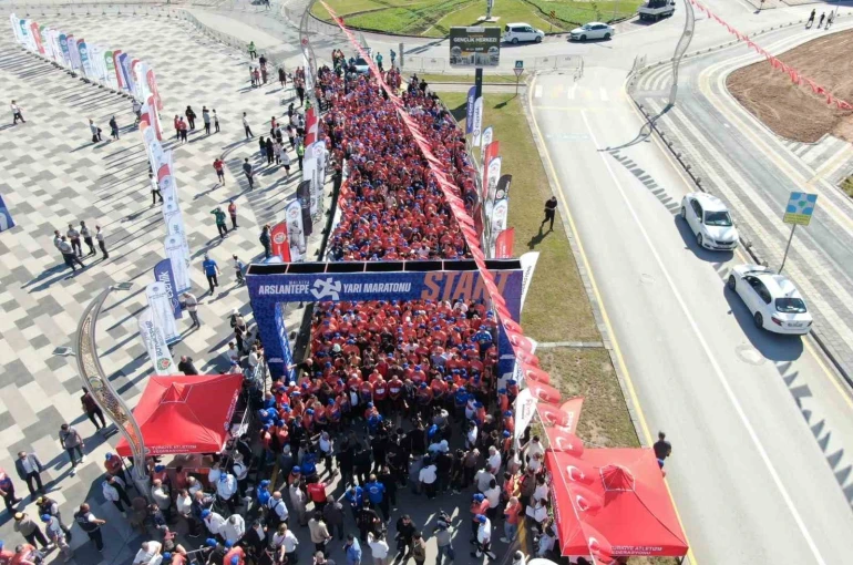 7 ülkeden sporcular Arslantepe’de yarıştı