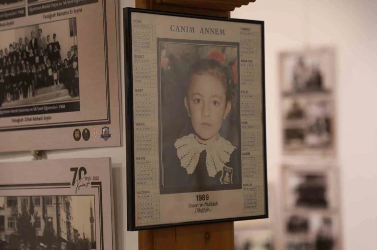 70 yıllık Altıeylül okulu hatıraları İnegöl kent müzesinde canlandı