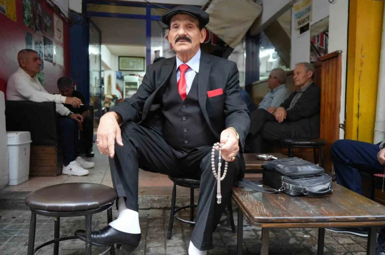 71 yaşındaki ’yürüyen Çarşamba’ 