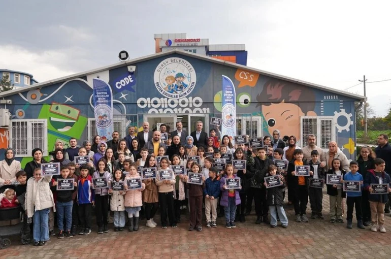 8 bin öğrencinin hayatı Gürsu’da değişti 