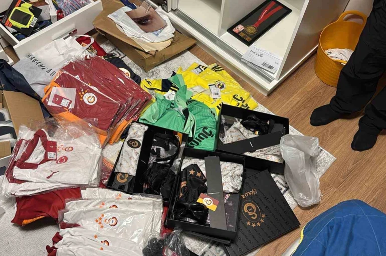 8 ilde eşzamanlı karaborsa bilet operasyonu: 15 kişi gözaltına alındı 