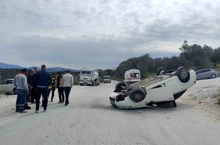 80 yaşındaki sürücü takla atan araçtan sağ çıktı