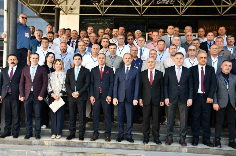 81 ilin öğretmenevi müdürleri Hakkâri’de buluştu 