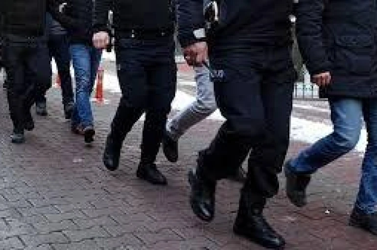 9 ilde FETÖ operasyonu: 20 gözaltı