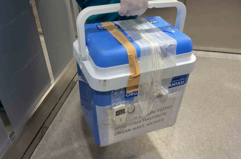 96 yaşındaki kadının bağışlanan karaciğeri bir hastaya umut oldu 
