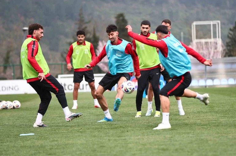 A Milli Futbol Takımı, Kosova maçı hazırlıklarına başladı 