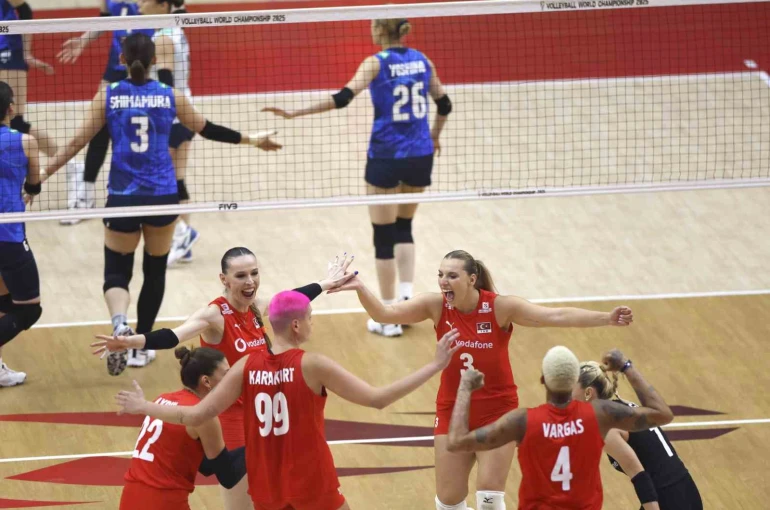A Milli Kadın Voleybol Takımı, Dünya Şampiyonası’nda ilk kez finalde 