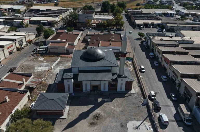 Abbar mahallesindeki cami inşaatında sona yaklaşıldı 