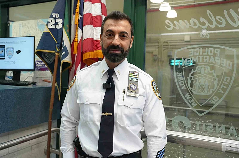 ABD’de bir ilk: Türk polis Hammutoğlu, New York Metro yönetiminde 