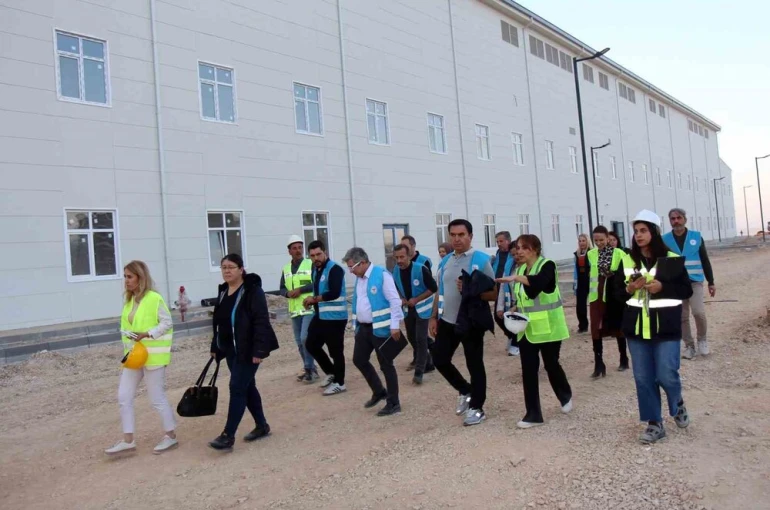 Acil Durum Hastanesine taşınma planlamaları yerinde değerlendirildi 