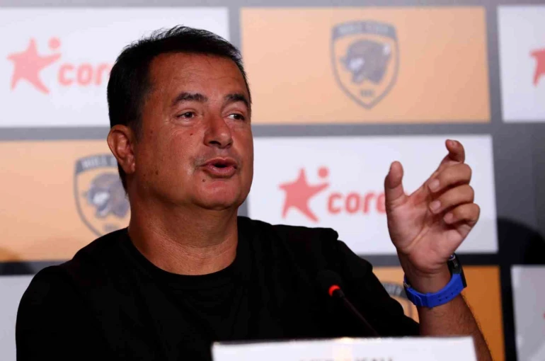 Acun Ilıcalı: "Türkiye, futbolcu transferi konusunda bizim için cazip değil"