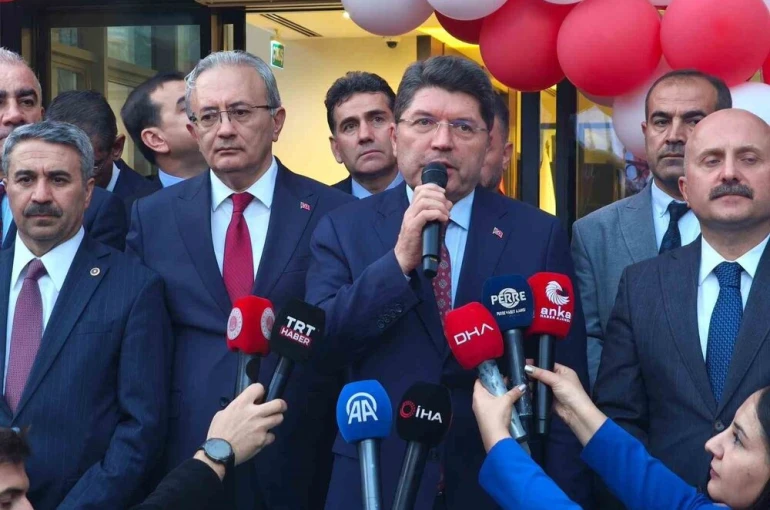 Adalet Bakanı Tunç: "Birlik ve beraberlikle Türkiye Yüzyılı’nı inşa edeceğiz" 