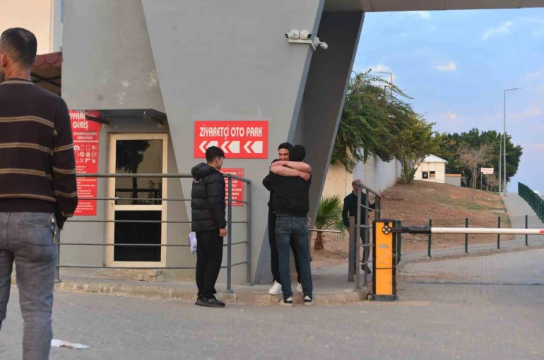 Adana’da hükümlüler tahliye olmaya başladı 