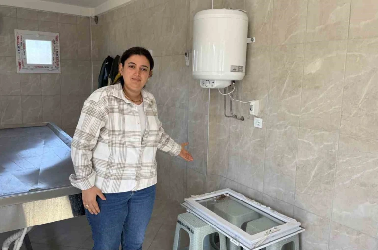 Adana’da ilginç hırsızlık: Gasilhaneden kefen çaldılar