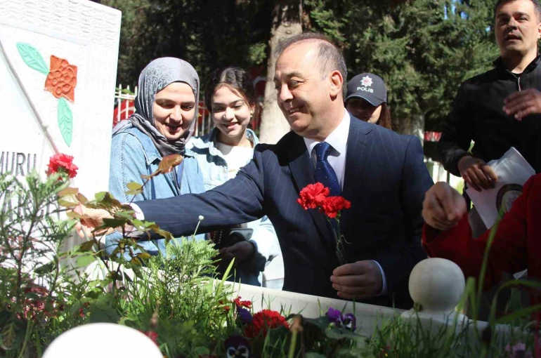 Adana’da şehit polisler unutulmadı 