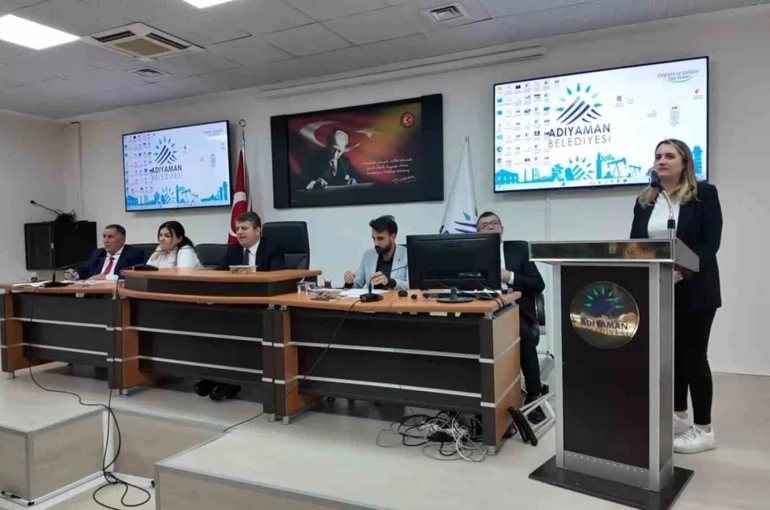 Adıyaman Belediye Meclisinde ‘Kadın’ gündemi 