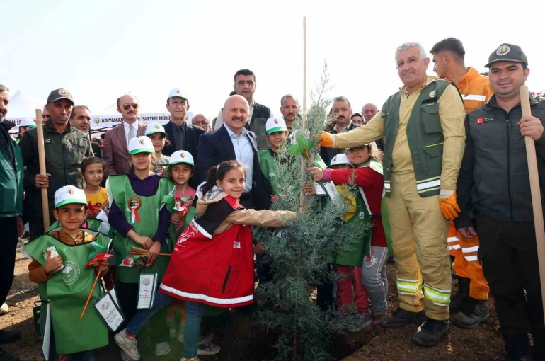 Adıyaman’da 10 bin 500 fidan toprakla buluştu 
