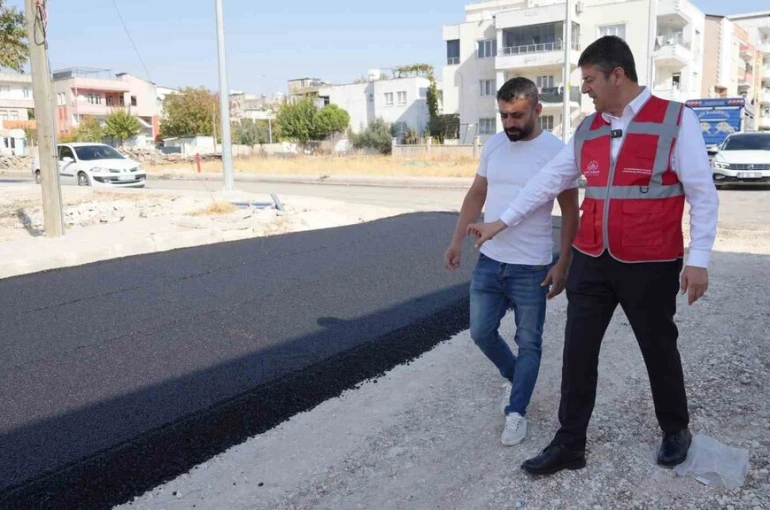 Adıyaman’da, yollar asfaltlanmaya devam ediliyor 