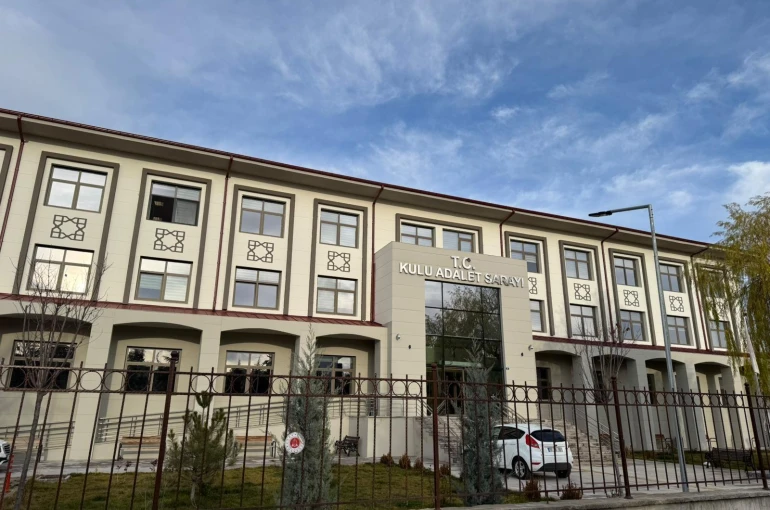 Adliyede memuru hakkında zimmete geçirme iddiaları: şahıs tutuklandı