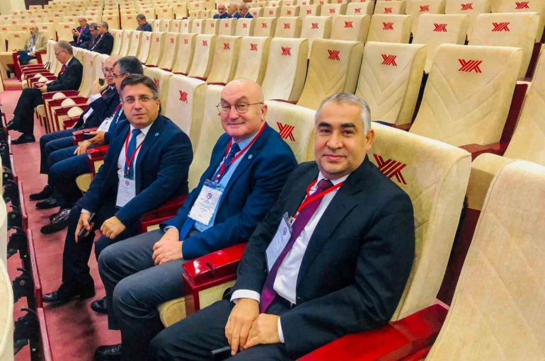 ADÜ Rektörü Prof. Dr. Kent, 262. Üniversitelerarası Kurul Toplantısı’na katıldı 