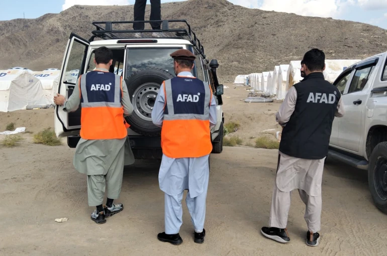 Afganistan’a gönderilen "deprem" yardımları bölgeye ulaştı
