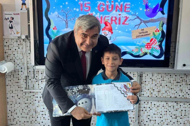 Afyonkarahisar’da 143 bin öğrenci yarıyıl tatiline girdi 