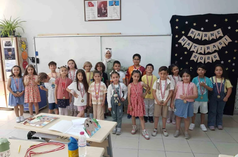 Afyonkarahisar’da 143 bin öğrenci yaz tatiline girdi 