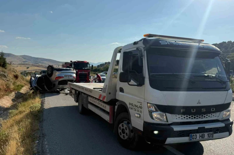 Afyonkarahisar’da trafik kazası: 1 ölü 7 yaralı