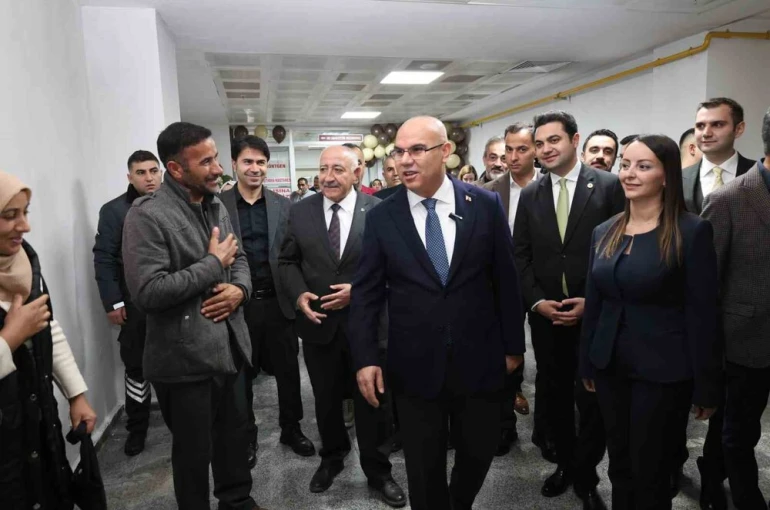 Ağrı Eğitim ve Araştırma Hastanesi’ne ikinci MR cihazı kazandırıldı 